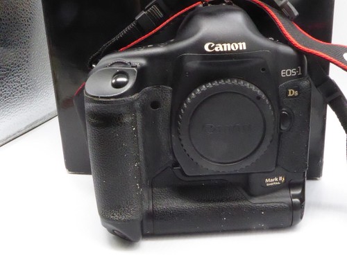 Canon eos mark - ds,