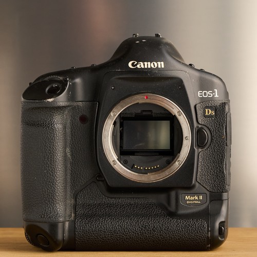 Canon eos 1ds - canon, eos-1ds